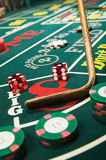 Free Bet Blackjack table interface with double-down and split buttons highlighted